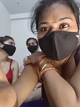 cutee  crazy online show from 05-22-26, 02:26