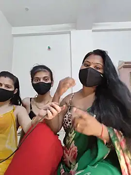 cutee  crazy online show from 05-28-26, 01:50