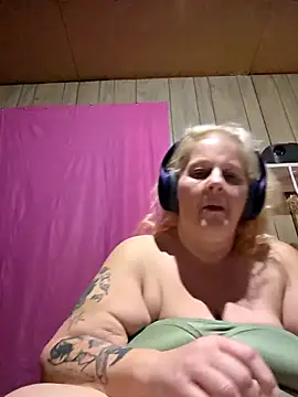 DavisDesires online show from 03-12-26, 12:09