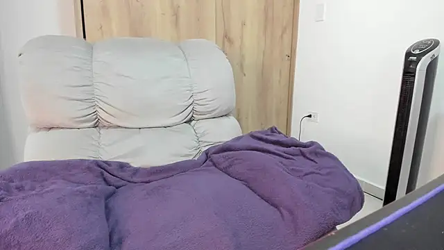 xspecialoomx online show from 05-14-26, 12:46
