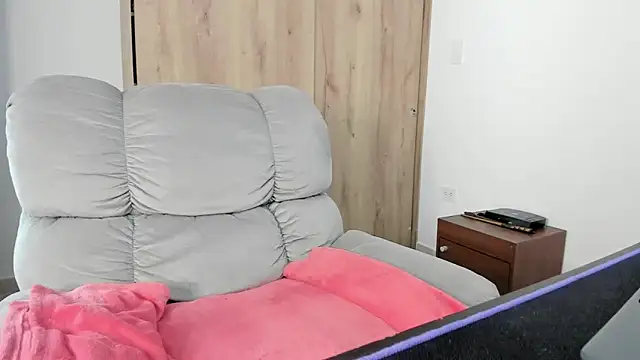 xspecialoomx online show from 05-10-26, 08:33