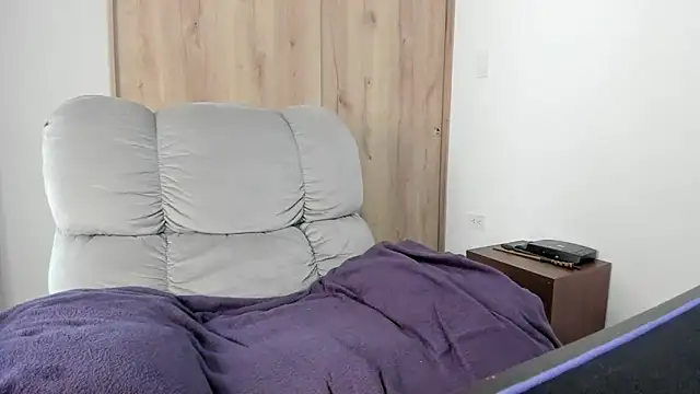 xspecialoomx online show from 05-15-26, 06:28
