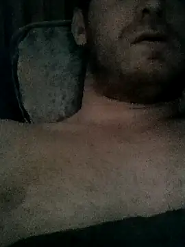 Snapshot of rippedbritish chatting on 11-08-25, 11:25 rippedbritish online show from 11-08-25, 11:25