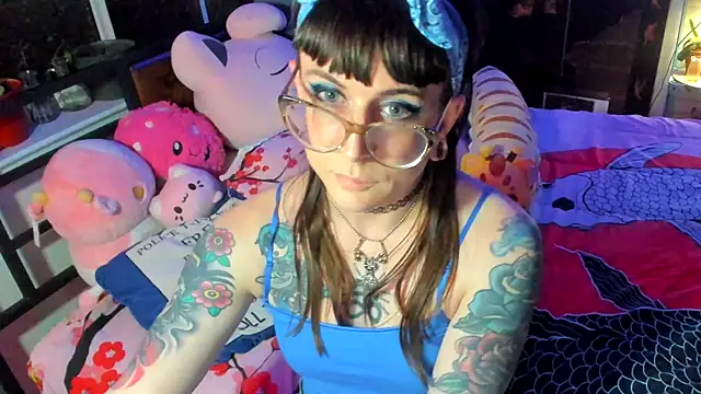 The Dullahan Girl online show from 03-04-25, 08:24