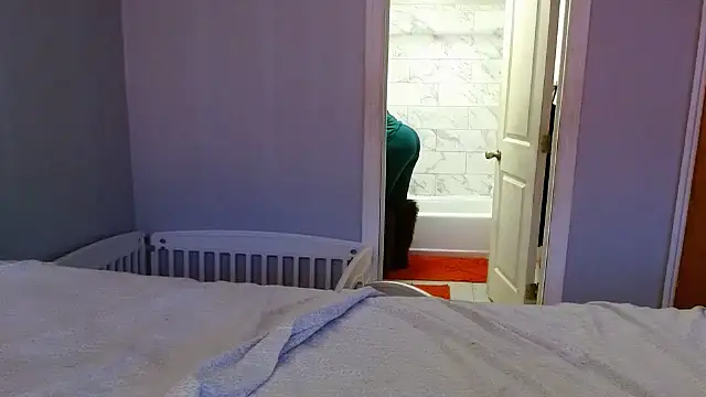 MSweetLindaParks online show from 02-08-26, 05:10