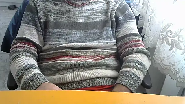 Snapshot of crazybaby5461 chatting on 02-11-26, 08:47 crazybaby5461 online show from 02-11-26, 08:47