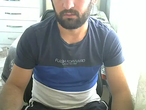 Snapshot of crazybaby5461 chatting on 09-27-25, 10:21 crazybaby5461 online show from 09-27-25, 10:21