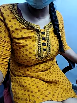 Snapshot of sangeetha4bide chatting on 09-26-25, 04:41 sangeetha4bide online show from 09-26-25, 04:41