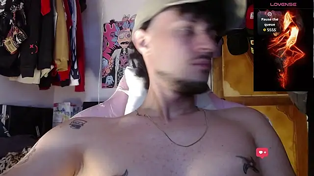 Snapshot of Apolo_S chatting on 07-20-26, 03:25 Apolo S online show from 07-20-26, 03:25
