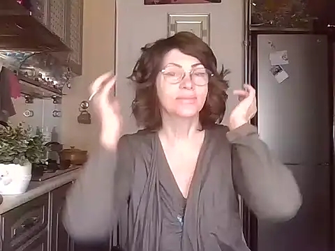 Snapshot of Baby-Matilda chatting on 03-16-25, 08:43 Baby-Matilda online show from 03-16-25, 08:43