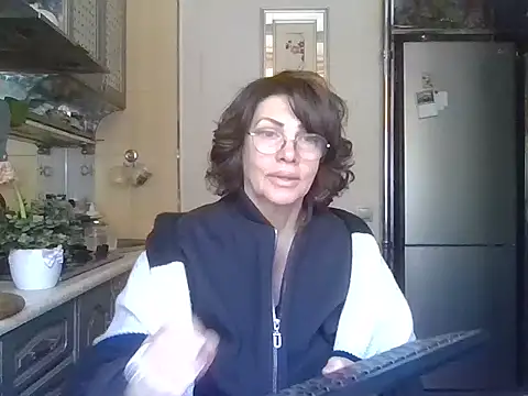 Baby-Matilda online show from 04-27-26, 09:07