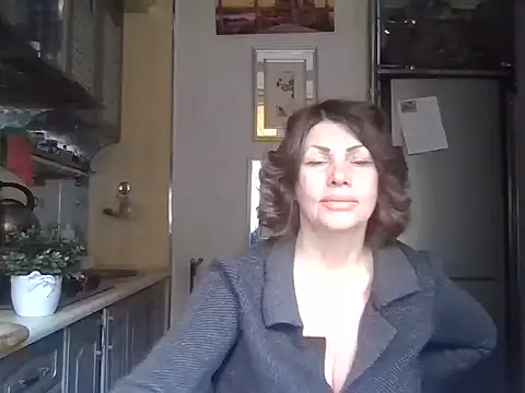 Snapshot of Baby-Matilda chatting on 10-14-25, 10:27 Baby-Matilda online show from 10-14-25, 10:27