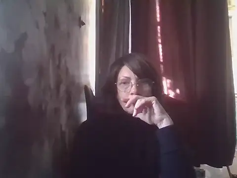 Snapshot of Baby-Matilda chatting on 10-21-25, 12:59 Baby-Matilda online show from 10-21-25, 12:59