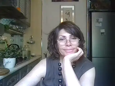 Snapshot of Baby-Matilda chatting on 06-19-26, 10:21 Baby-Matilda online show from 06-19-26, 10:21