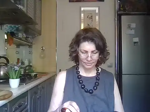 Snapshot of Baby-Matilda chatting on 07-15-26, 09:38 Baby-Matilda online show from 07-15-26, 09:38