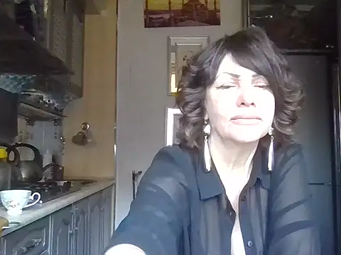 Snapshot of Baby-Matilda chatting on 03-22-25, 06:22 Baby-Matilda online show from 03-22-25, 06:22