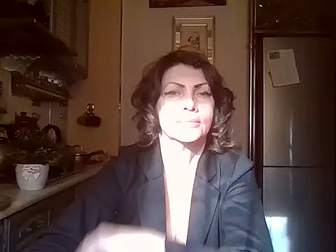 Baby-Matilda online show from 11-26-25, 11:10