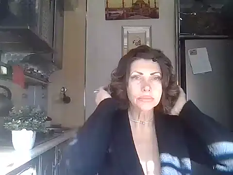 Snapshot of Baby-Matilda chatting on 10-16-25, 08:55 Baby-Matilda online show from 10-16-25, 08:55