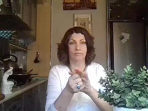 Snapshot of Baby-Matilda chatting on 02-11-25, 02:24 Baby-Matilda online show from 02-11-25, 02:24