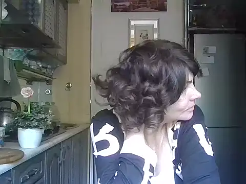 Baby-Matilda online show from 05-20-26, 09:28