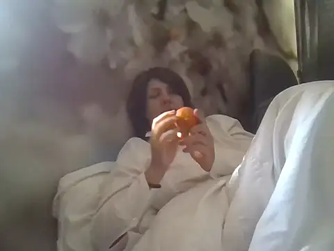 Snapshot of Baby-Matilda chatting on 09-28-25, 07:26 Baby-Matilda online show from 09-28-25, 07:26