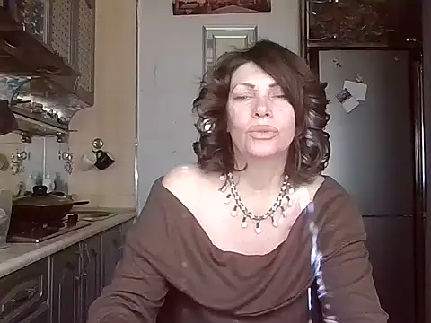 Snapshot of Baby-Matilda chatting on 02-23-25, 10:17 Baby-Matilda online show from 02-23-25, 10:17