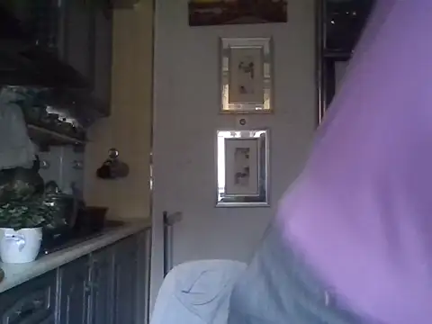 Baby-Matilda online show from 11-11-25, 09:37