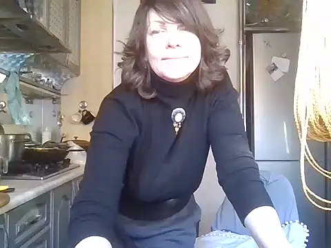 Snapshot of Baby-Matilda chatting on 02-18-25, 01:44 Baby-Matilda online show from 02-18-25, 01:44