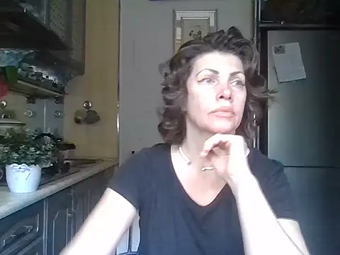 Snapshot of Baby-Matilda chatting on 10-06-25, 11:22 Baby-Matilda online show from 10-06-25, 11:22