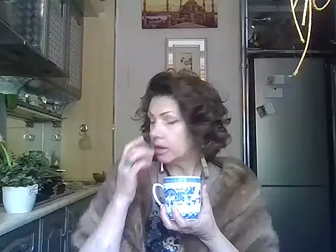 Baby-Matilda online show from 05-17-26, 08:14