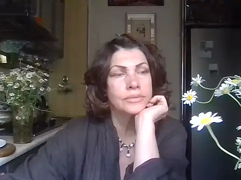 Snapshot of Baby-Matilda chatting on 06-09-26, 09:21 Baby-Matilda online show from 06-09-26, 09:21