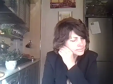 Snapshot of Baby-Matilda chatting on 10-25-25, 08:24 Baby-Matilda online show from 10-25-25, 08:24