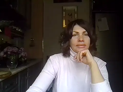Snapshot of Baby-Matilda chatting on 10-13-25, 09:44 Baby-Matilda online show from 10-13-25, 09:44