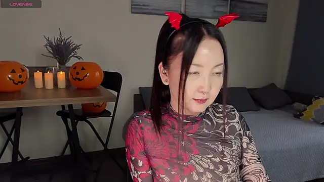 AvroraSakura online show from 10-30-25, 11:30