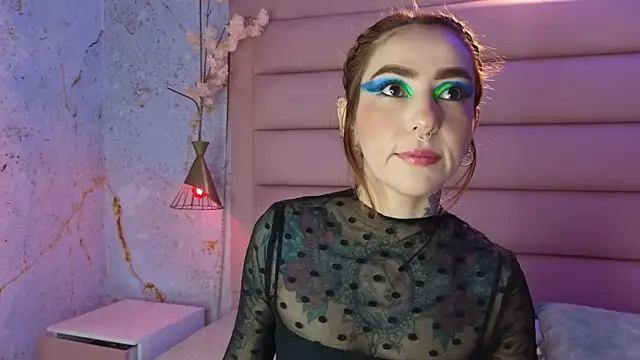 Evangelyne 1 online show from 12-15-25, 03:51