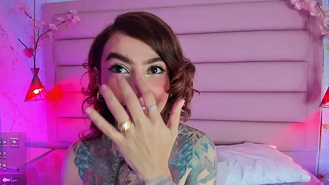 Evangelyne 1 online show from 03-04-26, 03:31