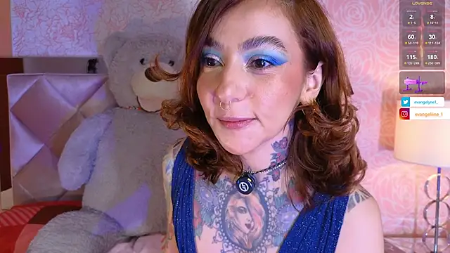 Snapshot of Evangelyne_1 chatting on 07-02-26, 03:40 Evangelyne 1 online show from 07-02-26, 03:40