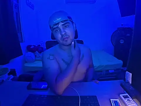 Snapshot of Camilo_Cock chatting on 01-11-26, 04:19 Camilo Cock online show from 01-11-26, 04:19