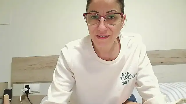 Sanada hot online show from 01-14-26, 09:35