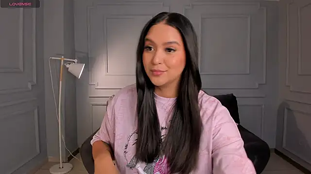 ToriCrossX online show from 12-01-25, 12:44