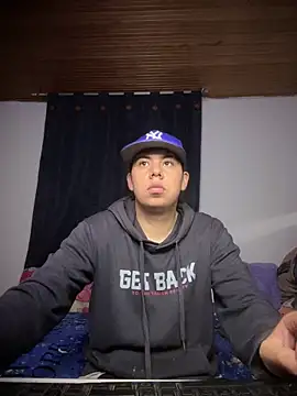 nicesweetcheeks online show from 12-31-24, 05:00