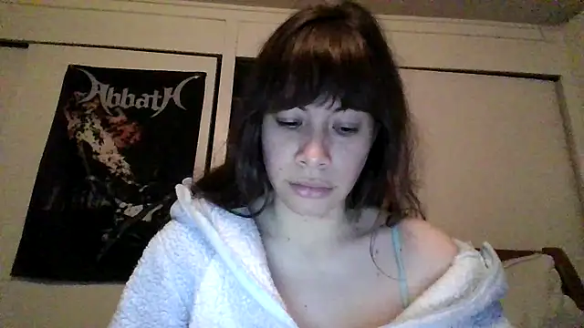 Snapshot of petitedoll29 chatting on 12-14-24, 03:50 petitedoll29 online show from 12-14-24, 03:50