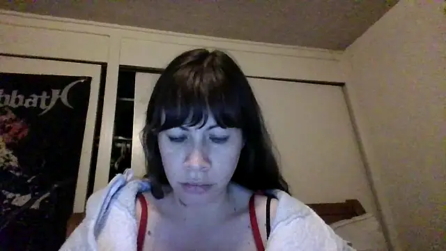 Snapshot of petitedoll29 chatting on 12-17-24, 06:13 petitedoll29 online show from 12-17-24, 06:13