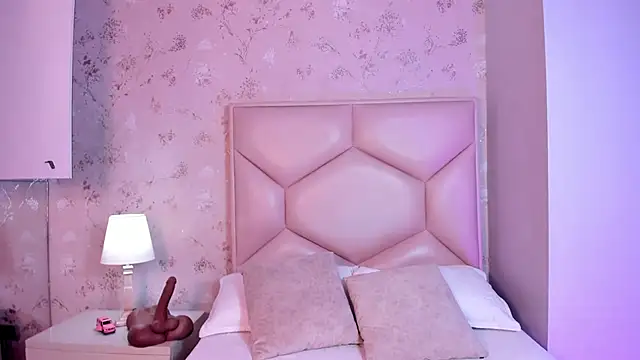 ambar sullivan online show from 11-15-25, 11:36