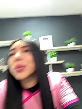 isabella jade online show from 11-19-25, 12:49