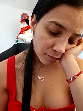 Snapshot of miaeyes chatting on 12-13-24, 01:12 miaeyes online show from 12-13-24, 01:12