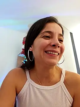 Snapshot of miaeyes chatting on 12-11-24, 01:39 miaeyes online show from 12-11-24, 01:39