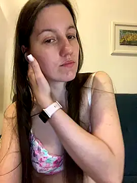 Nicole-Ray online show from 12-14-25, 07:30