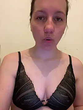 Nicole-Ray online show from 04-09-26, 06:36