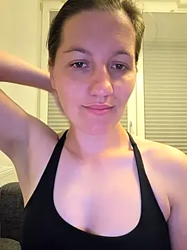 Nicole-Ray online show from 07-05-26, 08:15